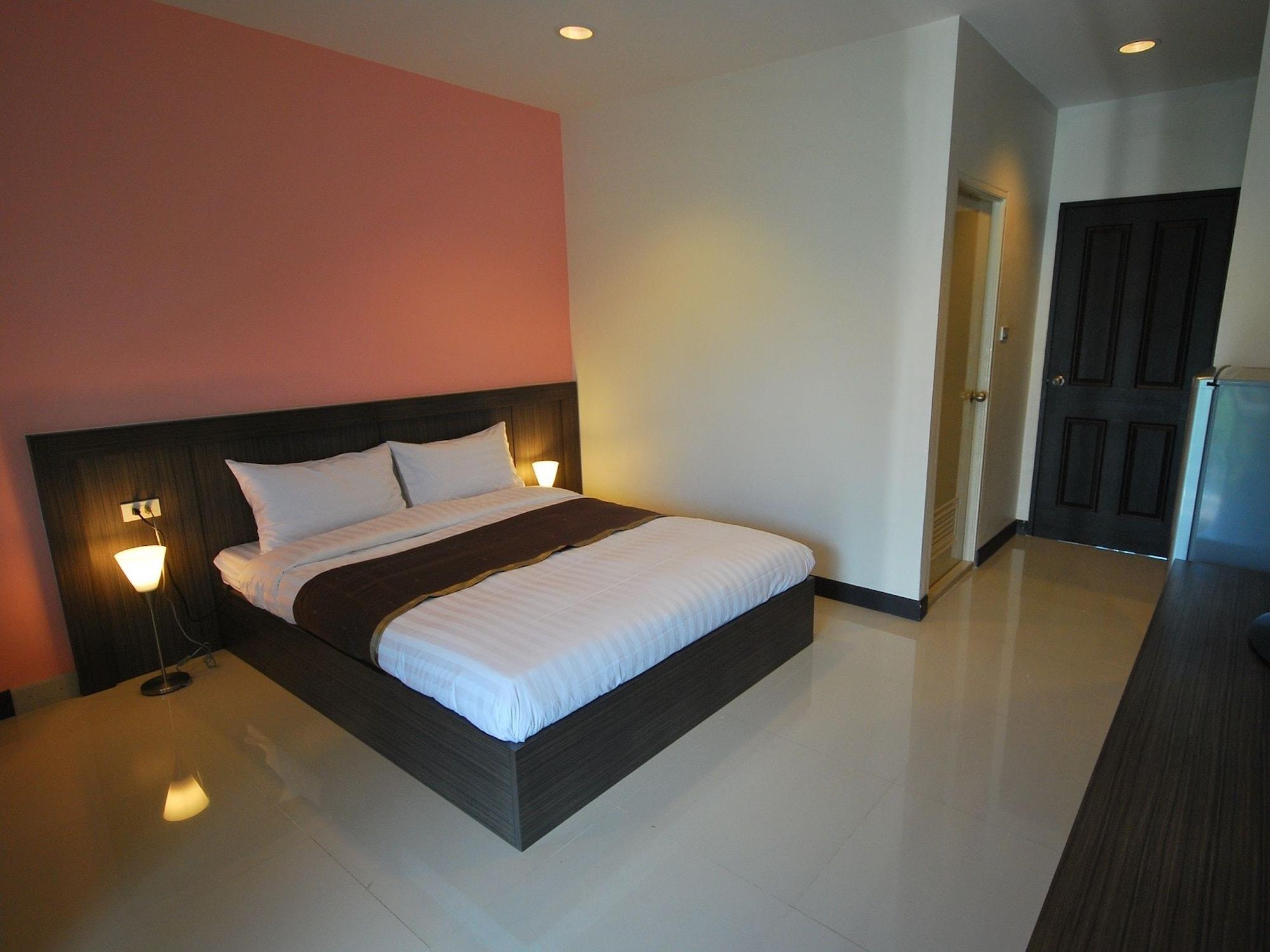 Aparthotel Baan Mina à Bangkok Extérieur photo